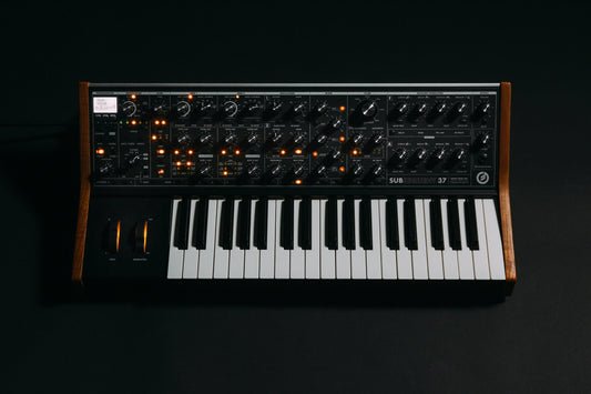Moog - Subsequent 37