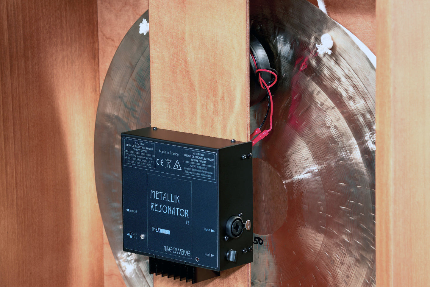 EOwave - Metallik Resonator