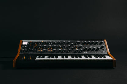 Moog - Subsequent 37